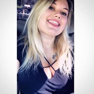 Meet your Posher, Hailey